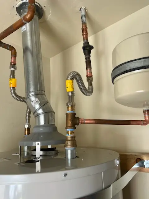 Water heater installation and plumbing repair in Grenloch